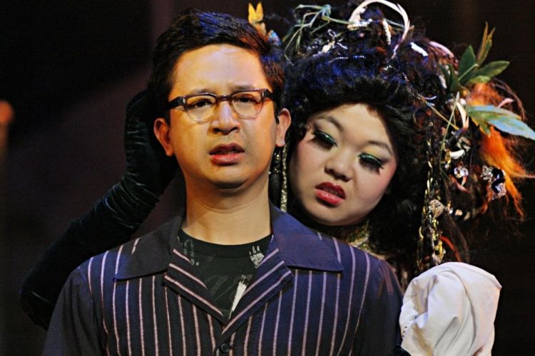 A Mu Performing Arts production of Little Shop of Horrors with actors Randy Reyes as Seymour and Sheena Janson as Audrey II. (Photo: Michal Daniel)