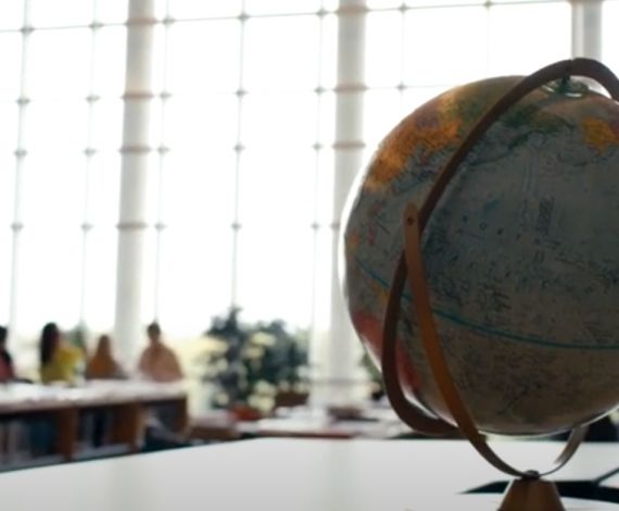 Globe and students