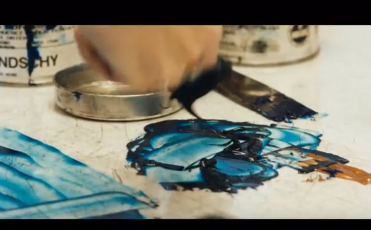 Mixing paint