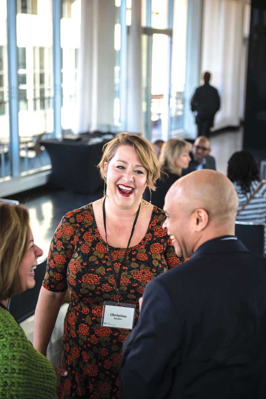 Christina A. Sambor (BF’14, center) connects with new Fellows at the Bush Fellows Launch Retreat. 